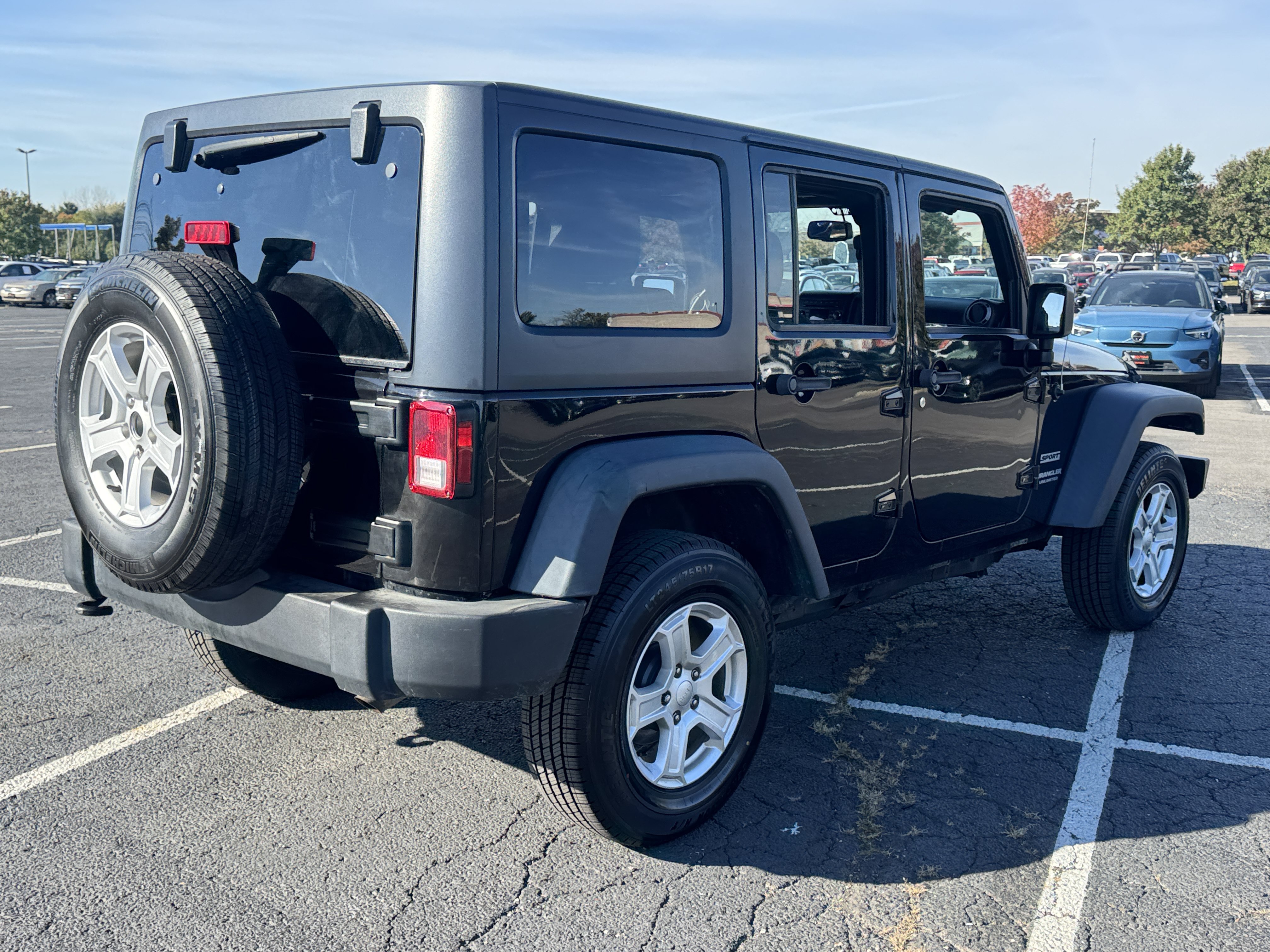 Used 2017 Jeep Wrangler Unlimited Sport w/ Quick Order Package 24S AWD/4WD image 10