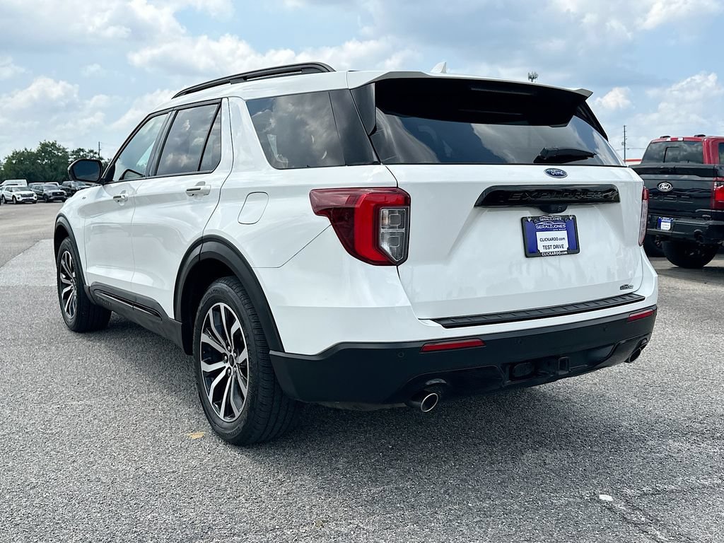 Certified 2023 Ford Explorer ST-Line w/ Class IV Trailer Tow Package RWD image 6