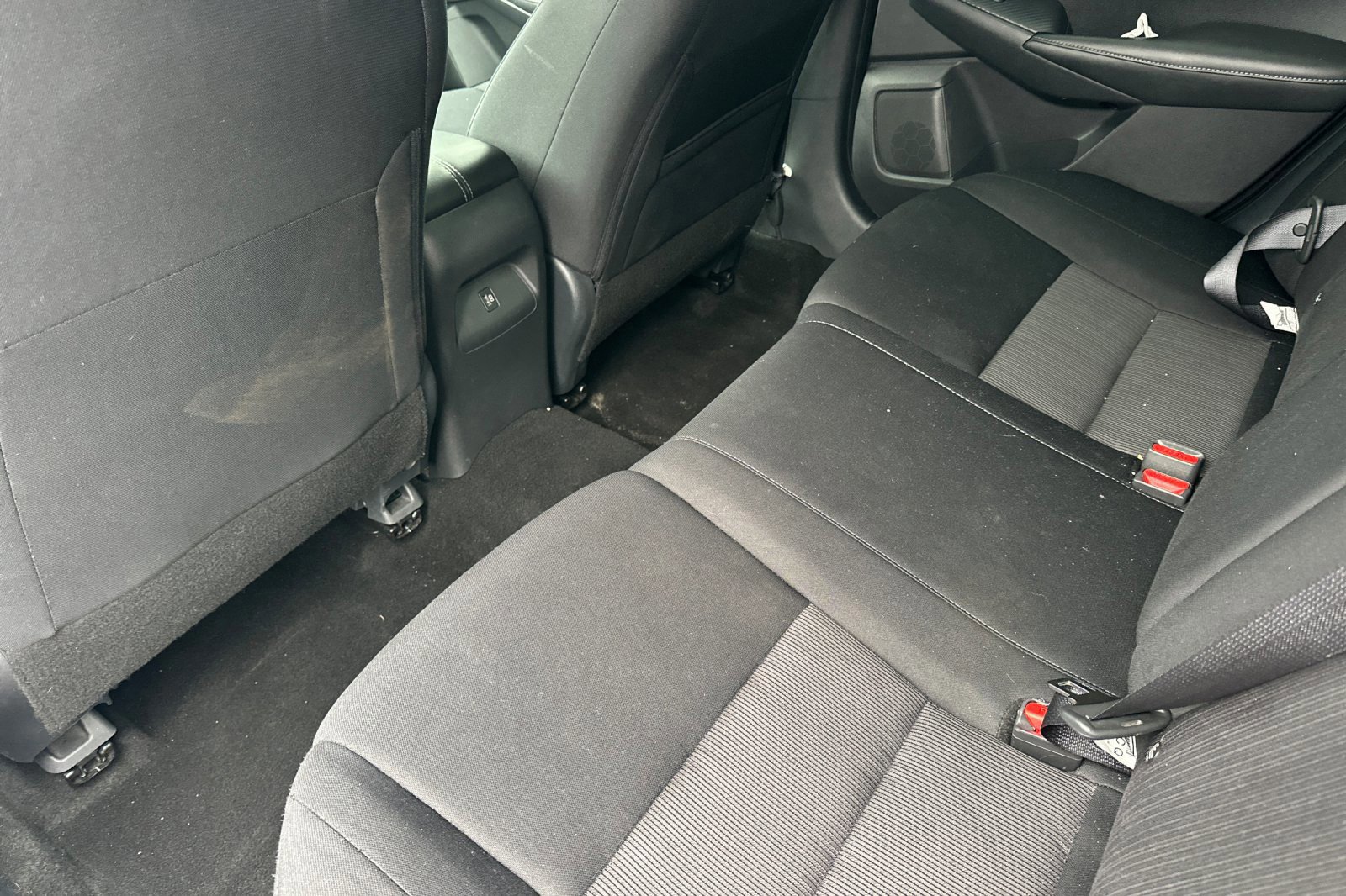 Used 2023 Nissan Sentra SV image 12