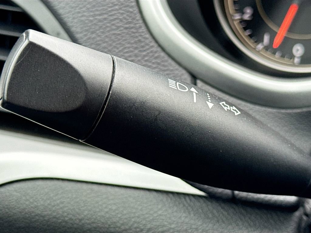 Used 2017 Jeep Cherokee Trailhawk w/ Comfort/Convenience Group image 13