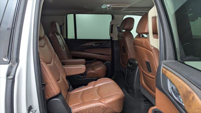 Used 2016 Cadillac Escalade ESV Premium image 19