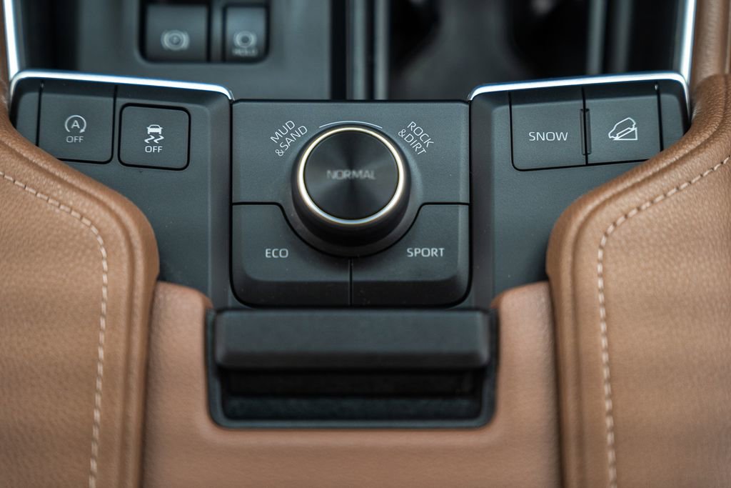 Used 2026 Toyota Grand Highlander AWD image 29