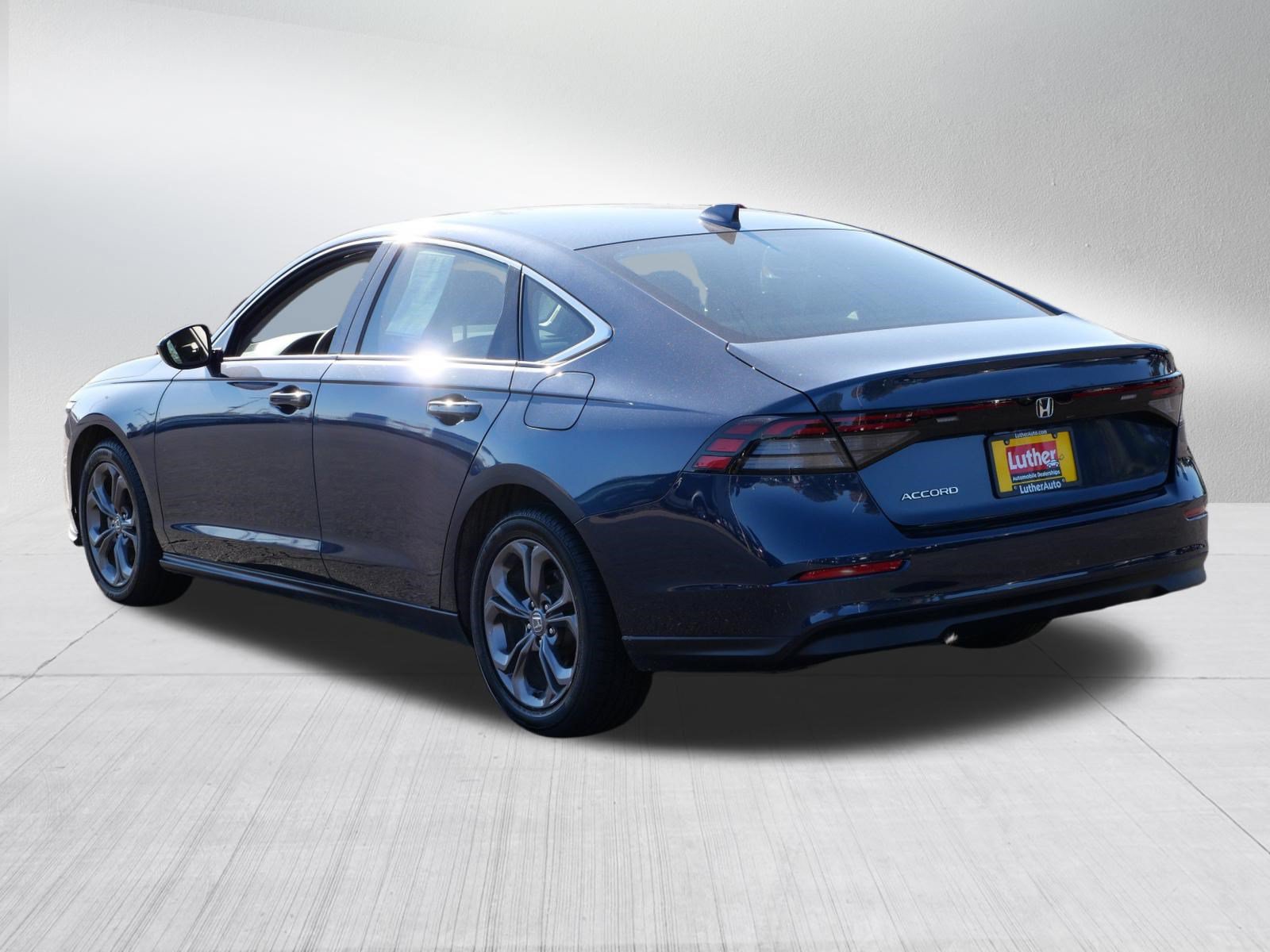 Used 2024 Honda Accord EX image 5