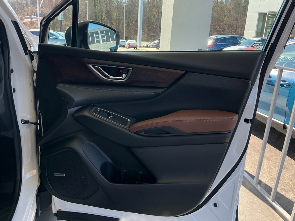 Used 2024 Subaru Ascent Touring w/ Popular Package #2 image 34