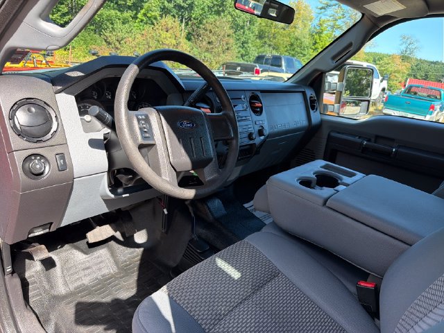 Used 2016 Ford F250 XL w/ XL Appearance Package AWD/4WD image 13