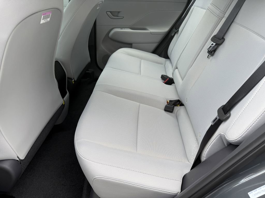 New 2025 Hyundai Kona SE FWD image 11