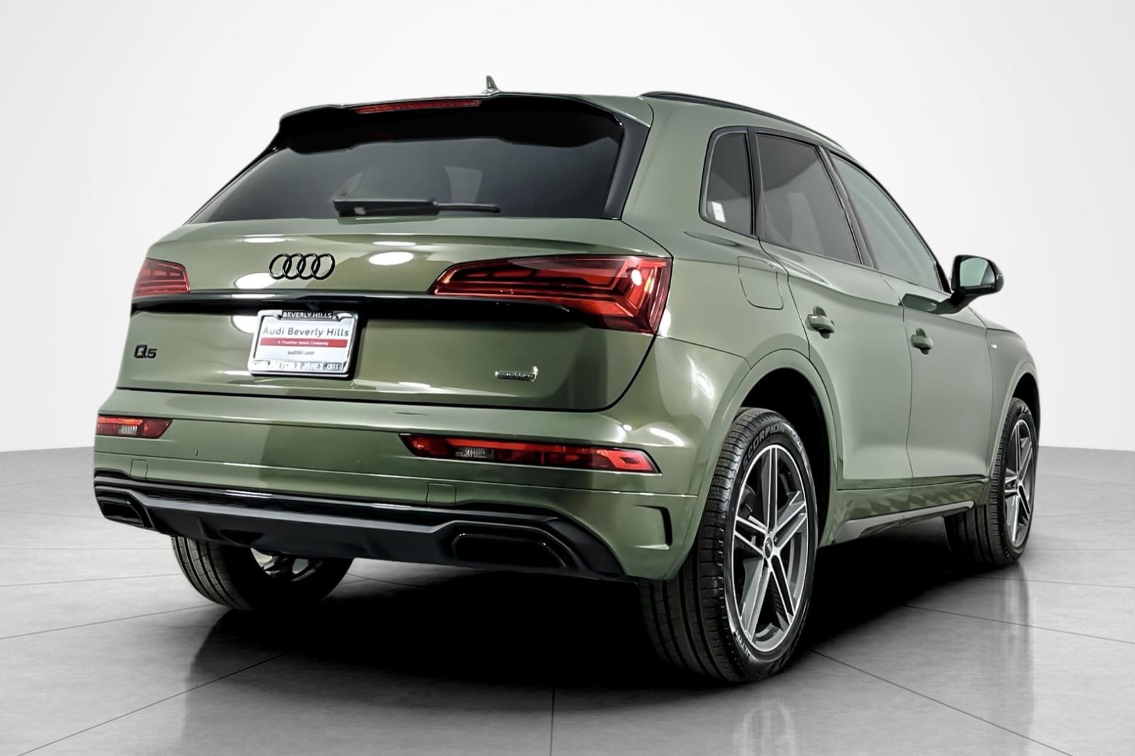 Used 2023 Audi Q5 e Premium Plus w/ Premium Plus Package image 5