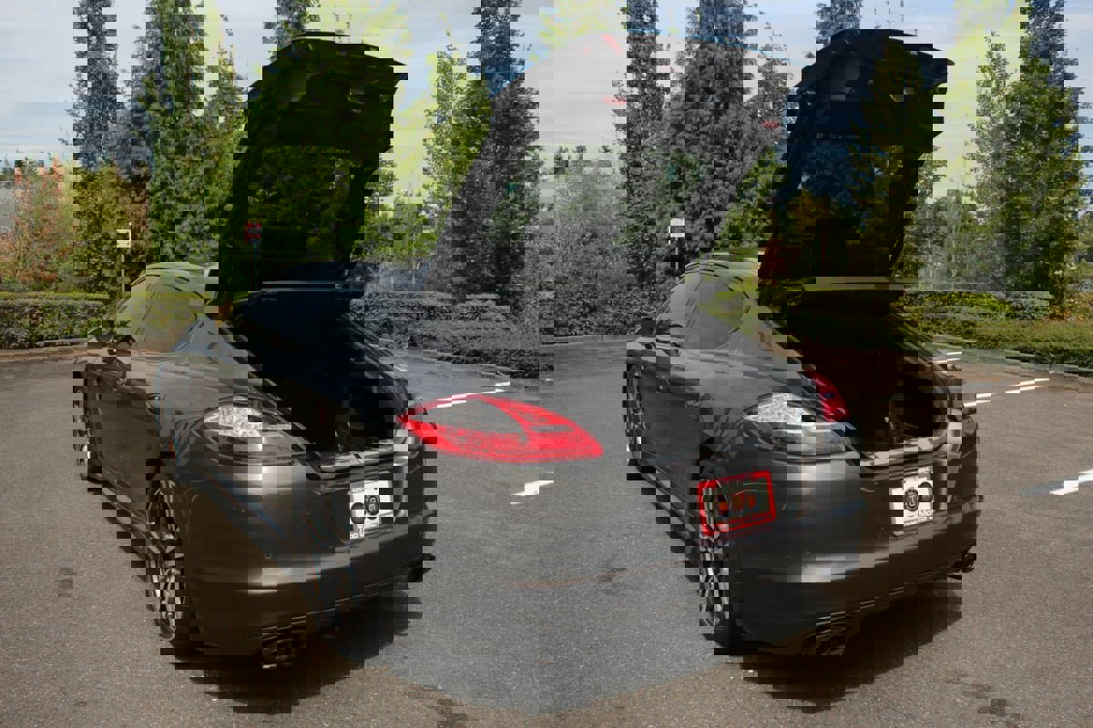 Used 2013 Porsche Panamera GTS image 45