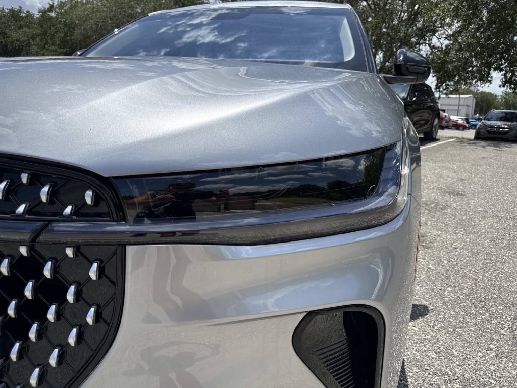 New 2026 Lincoln Nautilus Premier AWD/4WD image 9