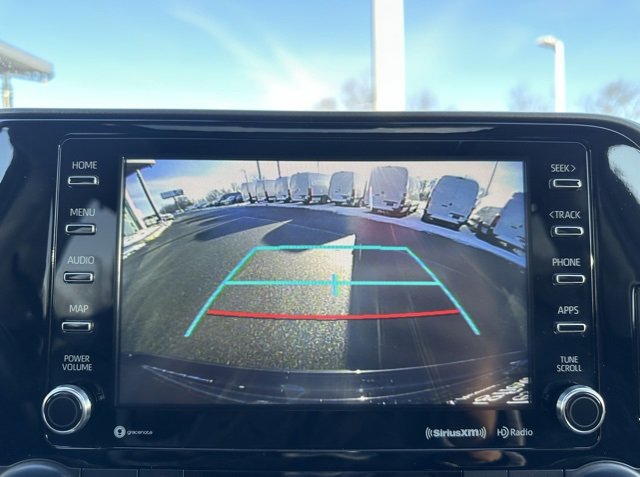 Used 2022 Toyota Highlander XLE image 22