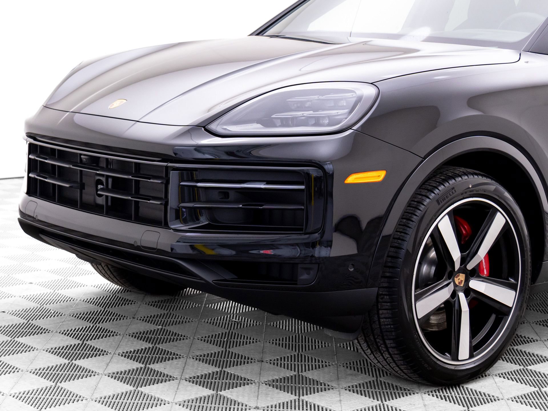 New 2026 Porsche Cayenne S image 38