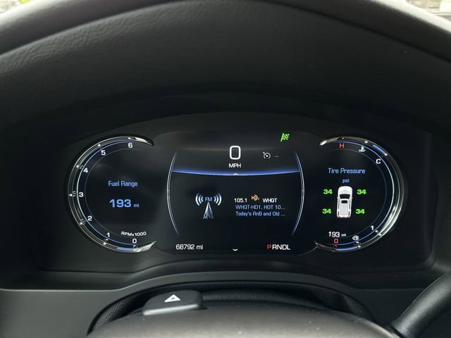 Used 2019 Cadillac Escalade Luxury AWD/4WD image 23