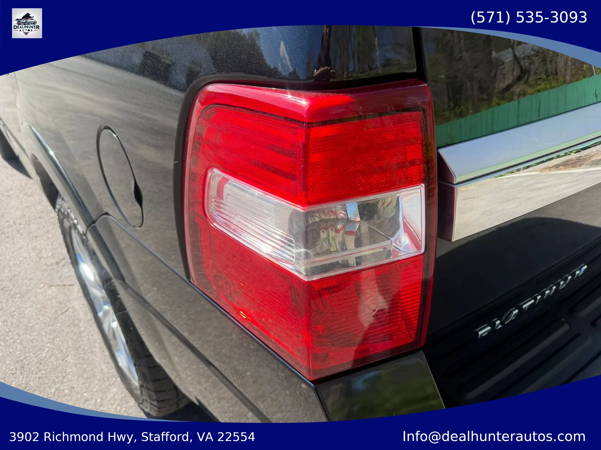 Used 2015 Ford Expedition Platinum AWD/4WD image 8
