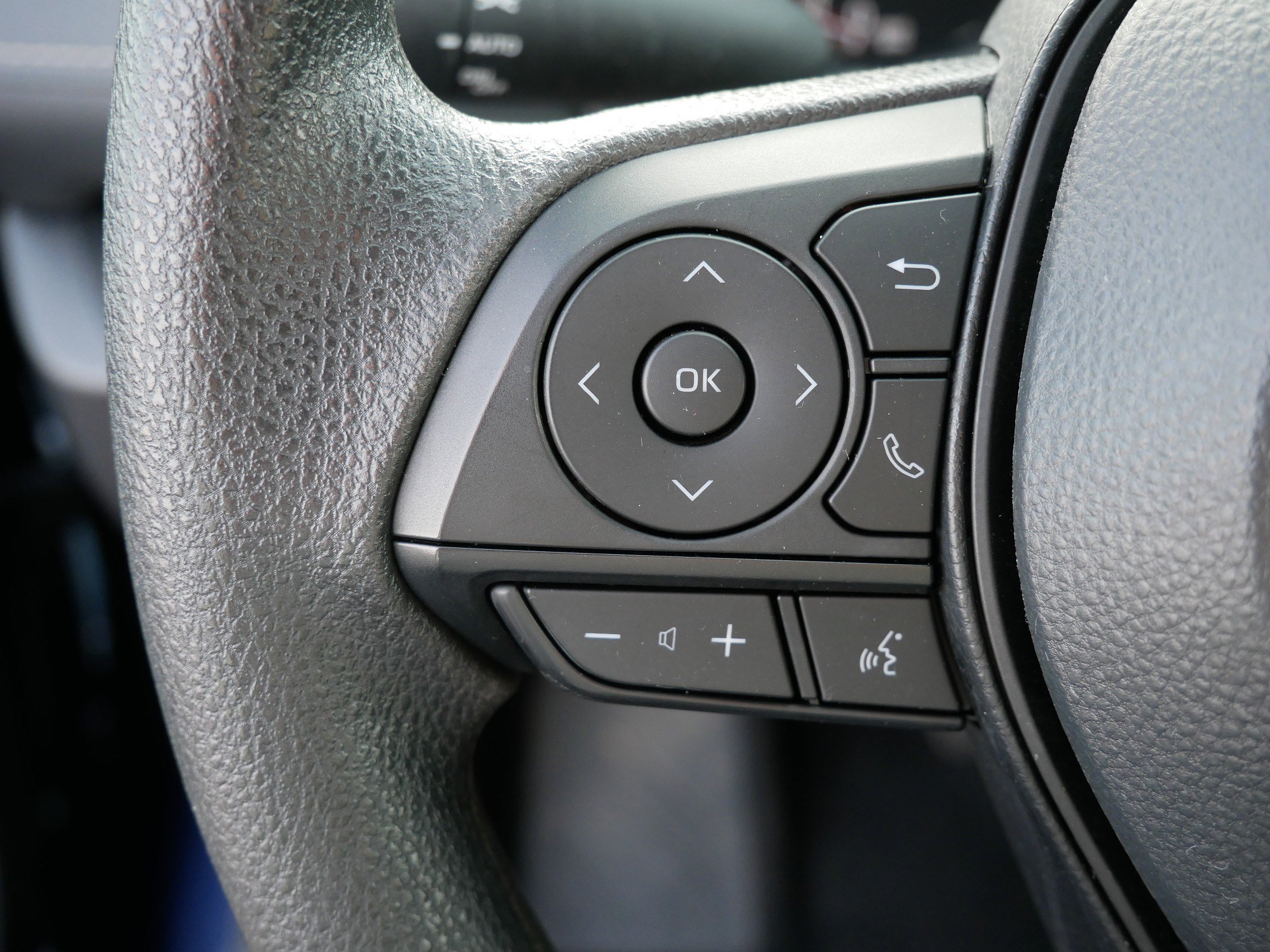 Certified 2025 Toyota RAV4 XLE image 27