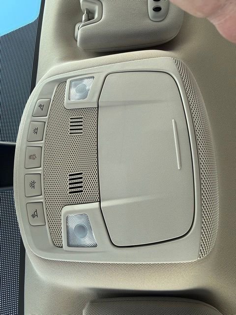 Used 2022 Ford Edge SEL w/ Convenience Package image 19