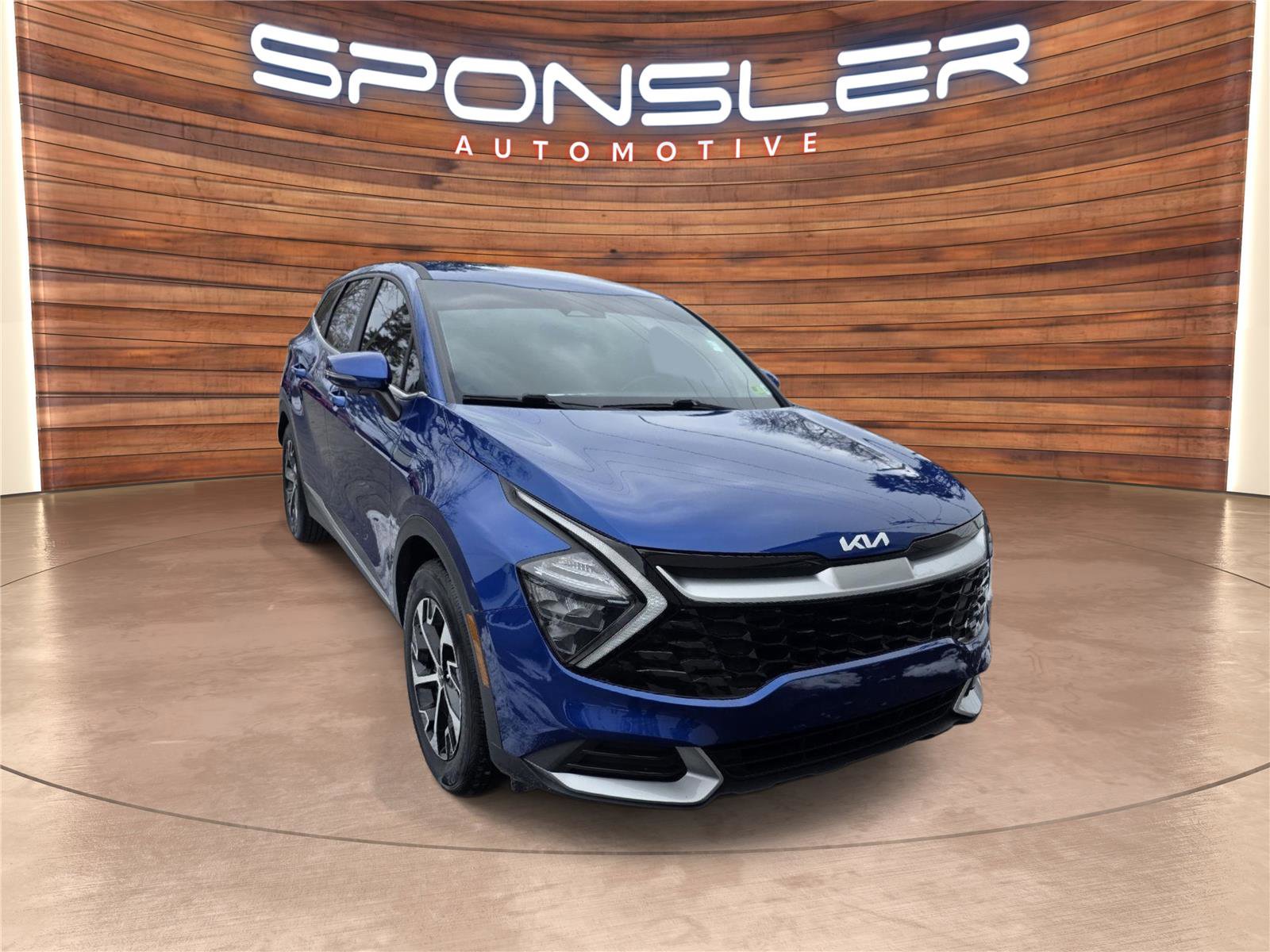 Used 2023 Kia Sportage EX image 9