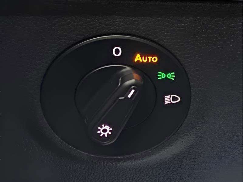 Used 2022 Volkswagen Taos SEL image 22