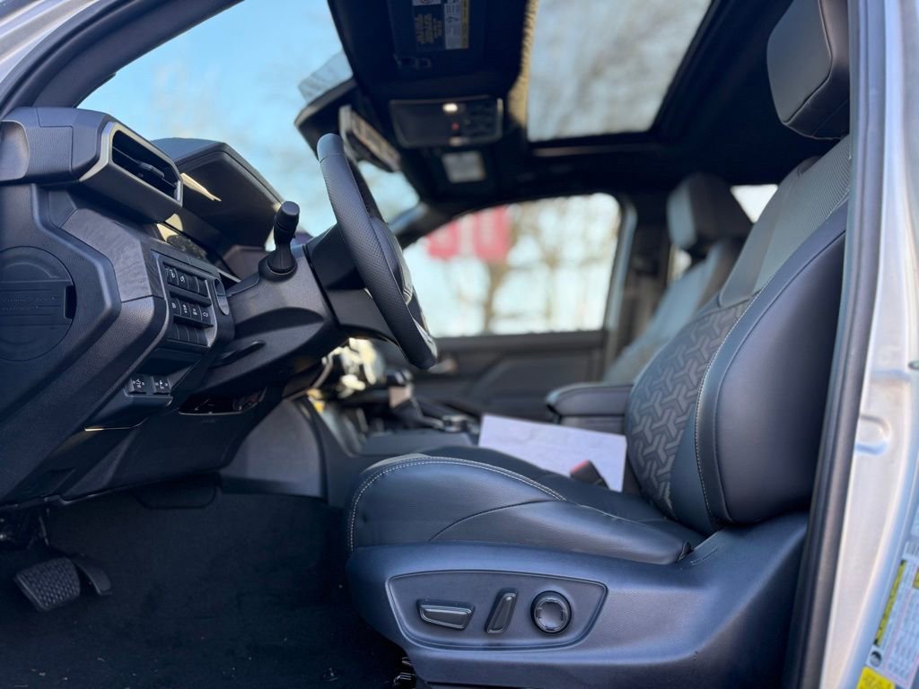 Used 2025 Toyota Tacoma Limited image 12