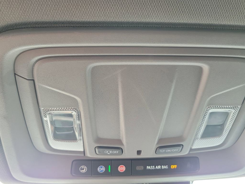 Used 2024 Chevrolet Silverado 2500 LT image 10