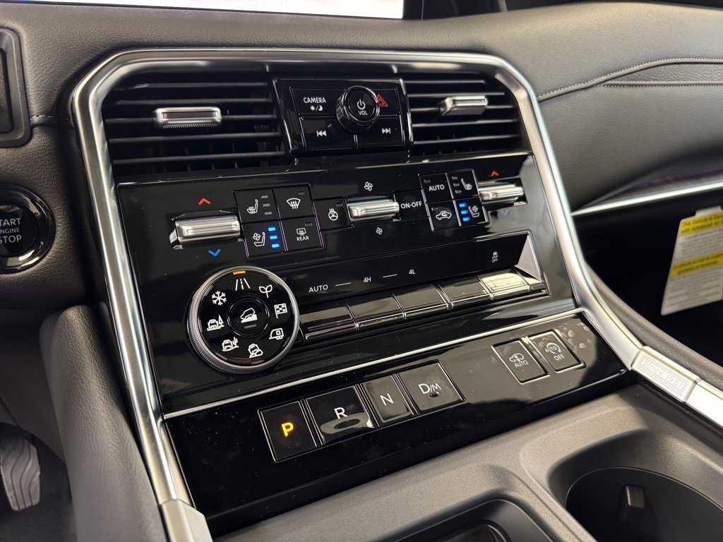 New 2025 Nissan Armada Platinum Reserve image 40