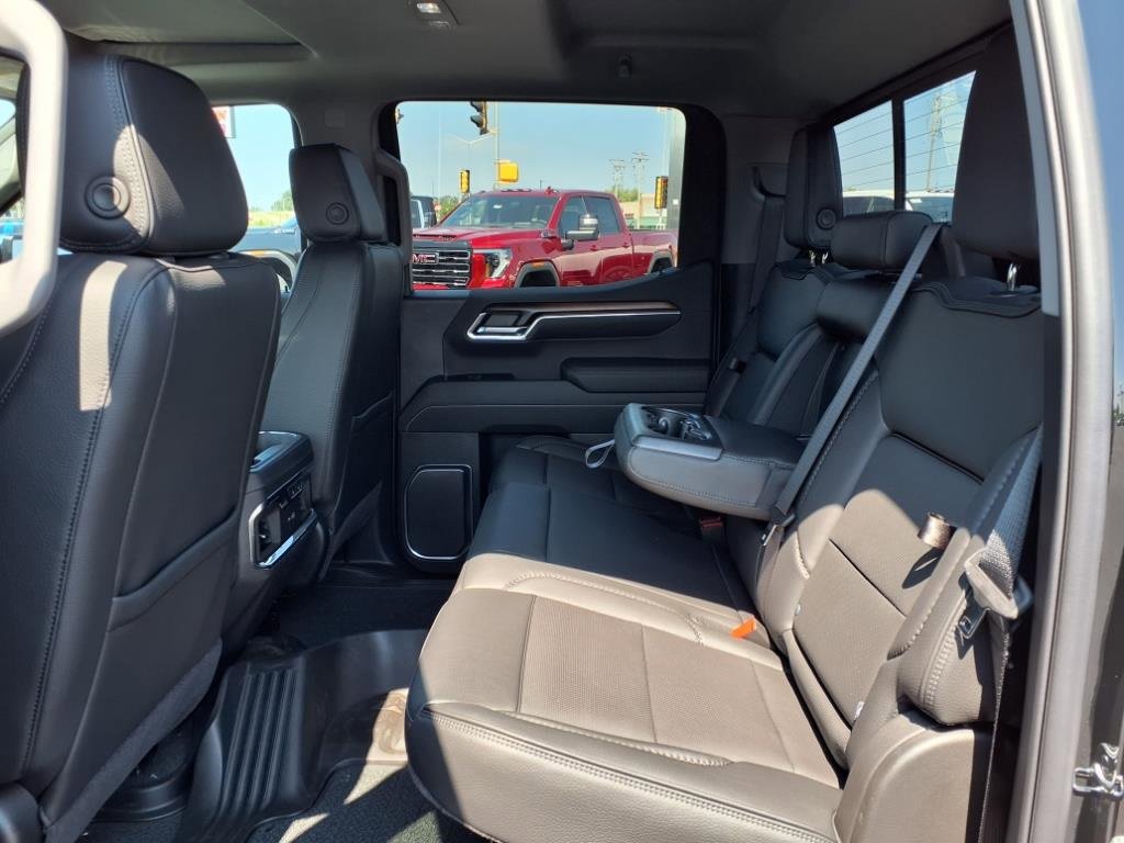 New 2025 GMC Sierra 1500 Denali w/ Denali Reserve Package image 7
