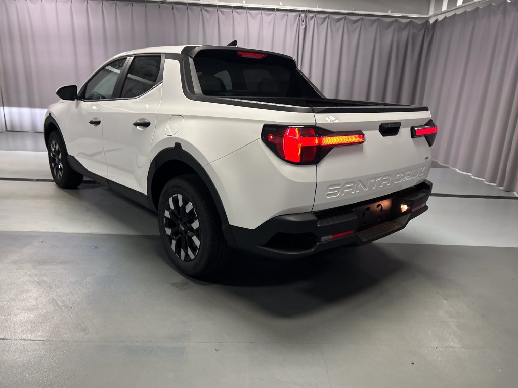 New 2027 Hyundai Santa Cruz SE AWD/4WD image 5