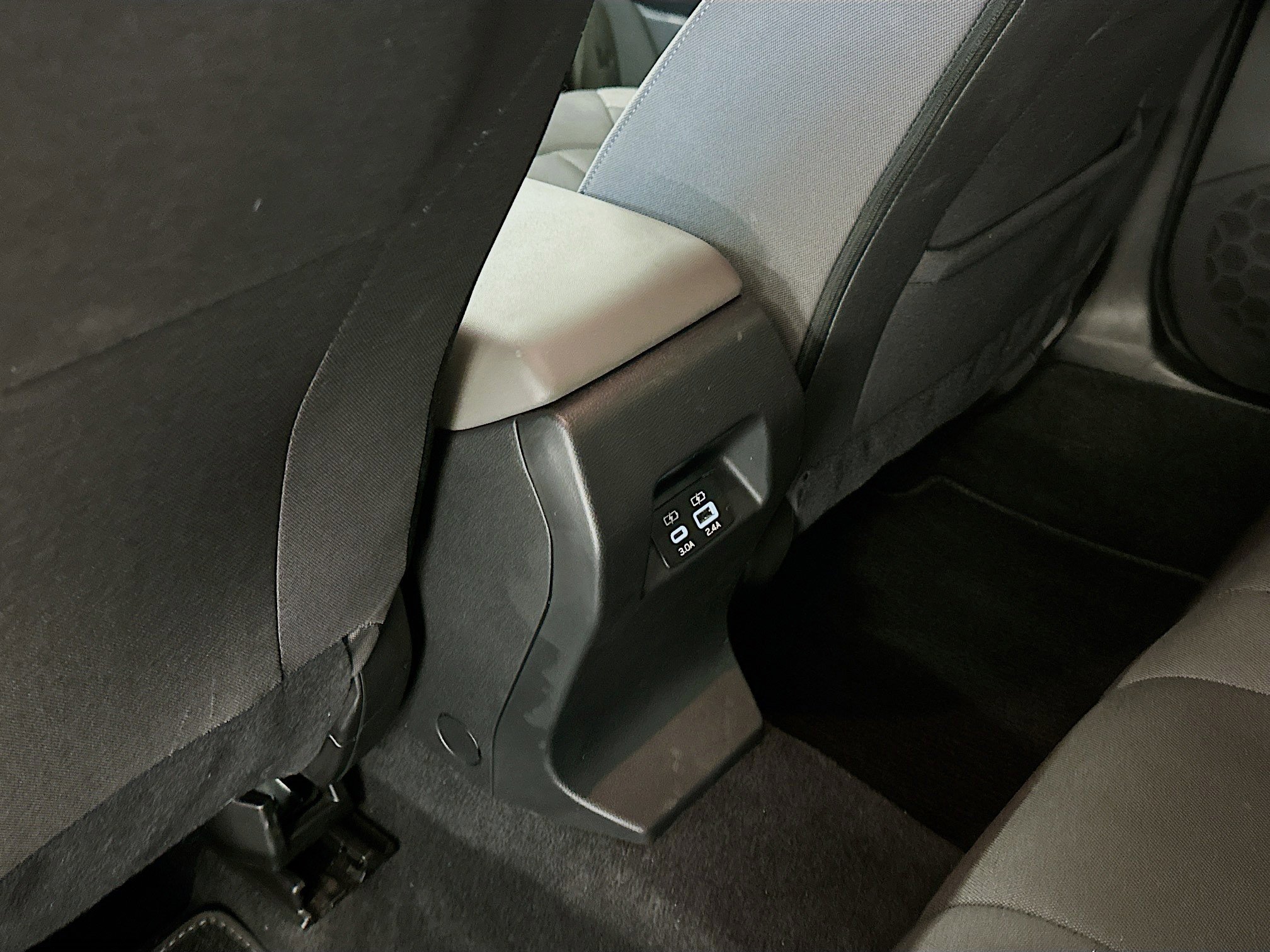 Used 2025 Subaru Crosstrek 2.0i Premium image 28