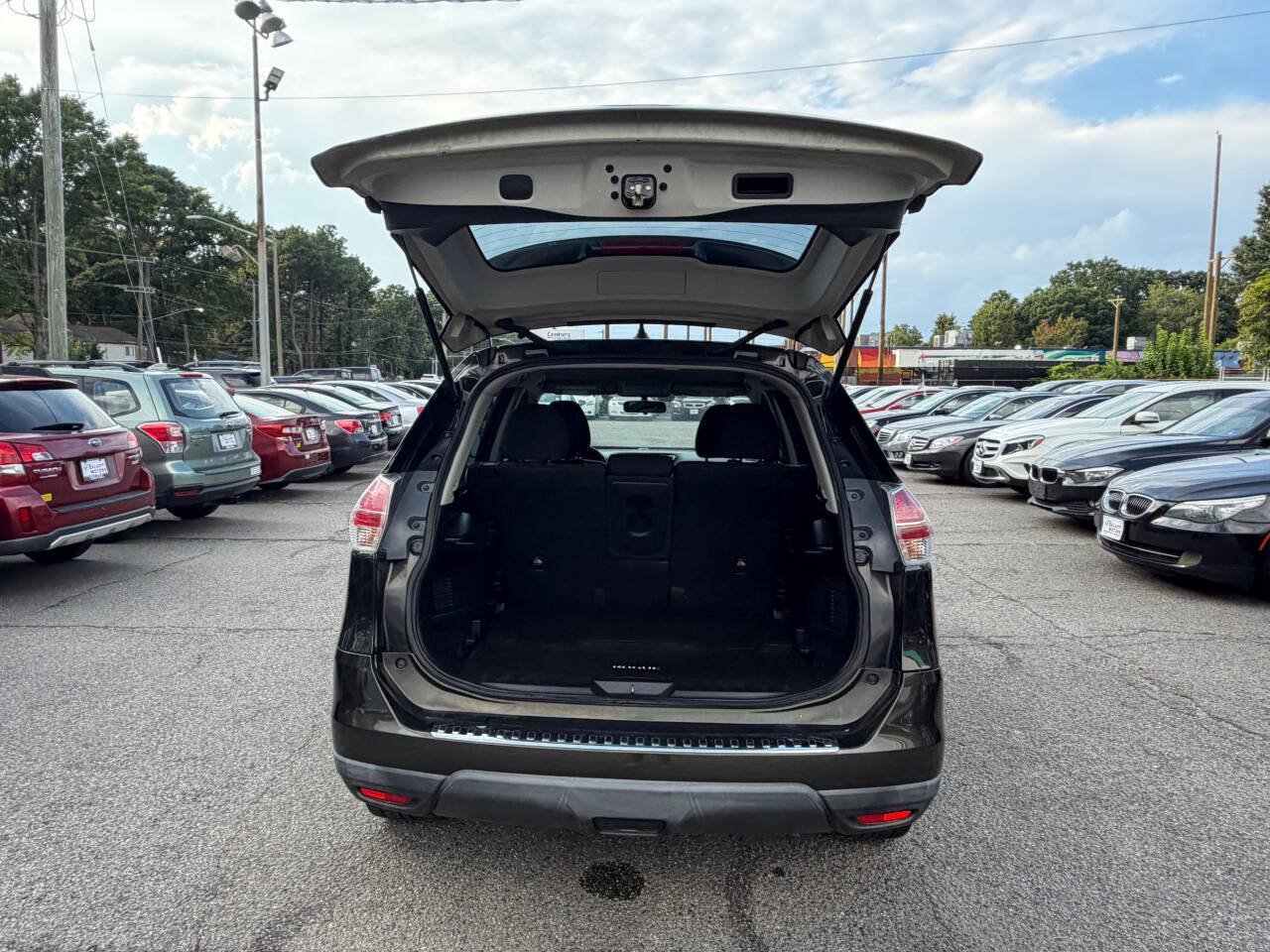 Used 2016 Nissan Rogue S AWD/4WD image 19