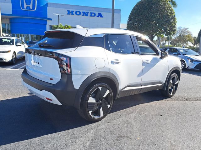 Used 2025 Nissan Kicks SR image 6