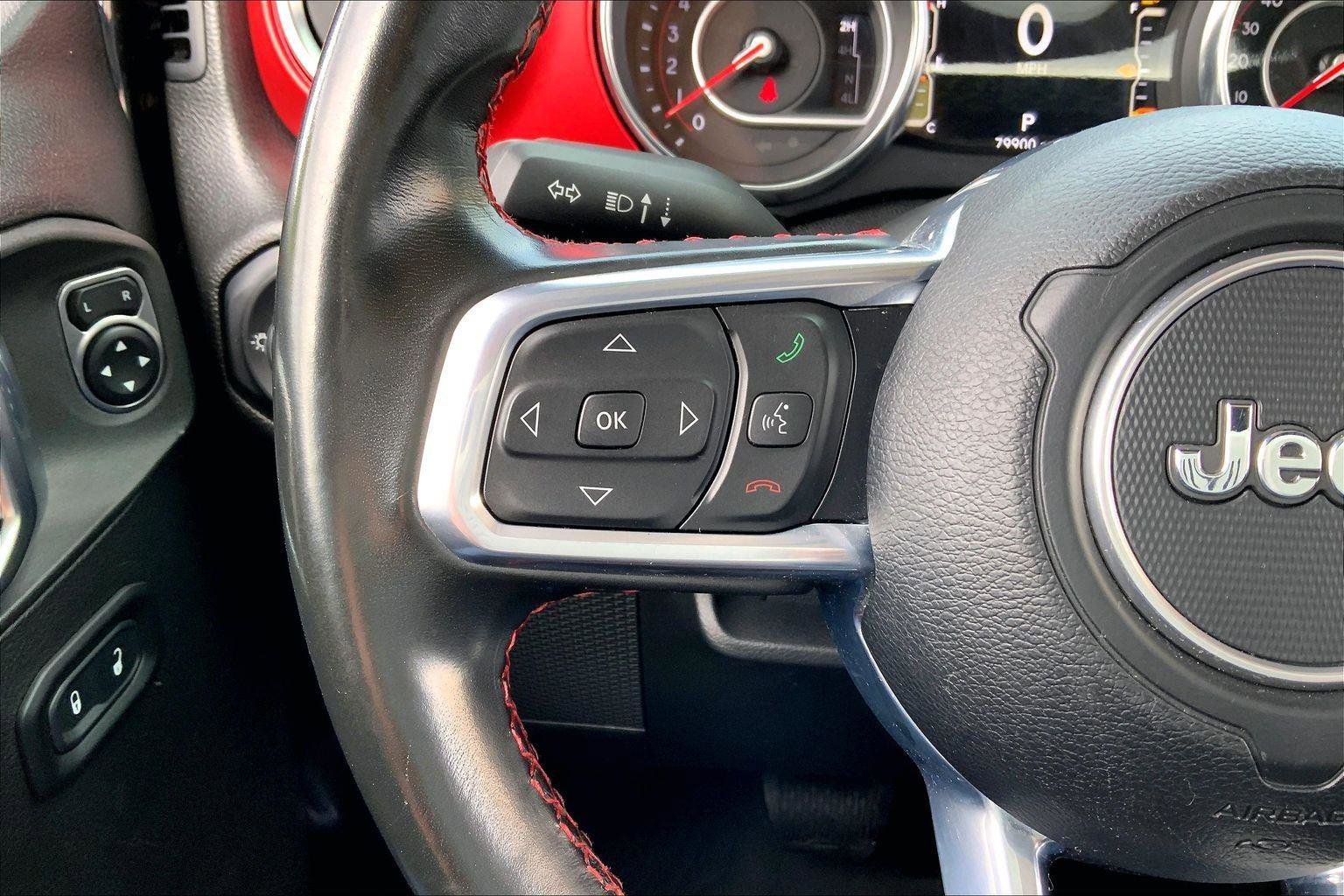 Used 2022 Jeep Gladiator Rubicon w/ Trailer Tow Package AWD/4WD image 17