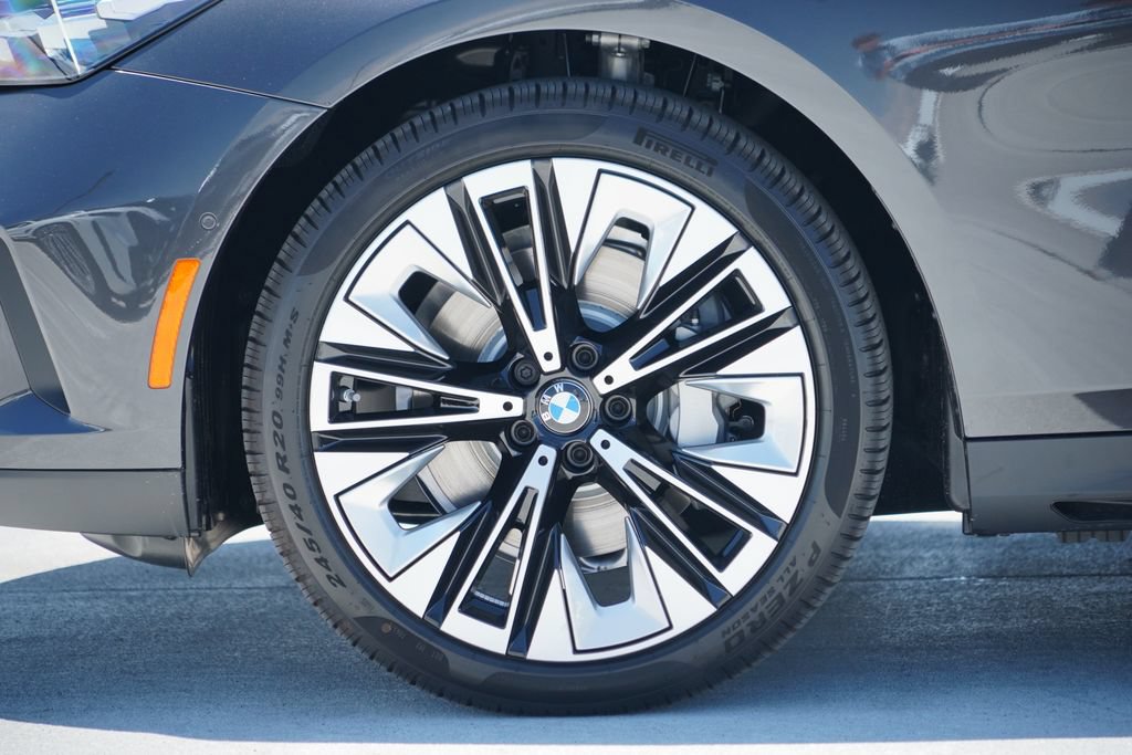 New 2027 BMW 530i w/ Premium Package RWD image 5