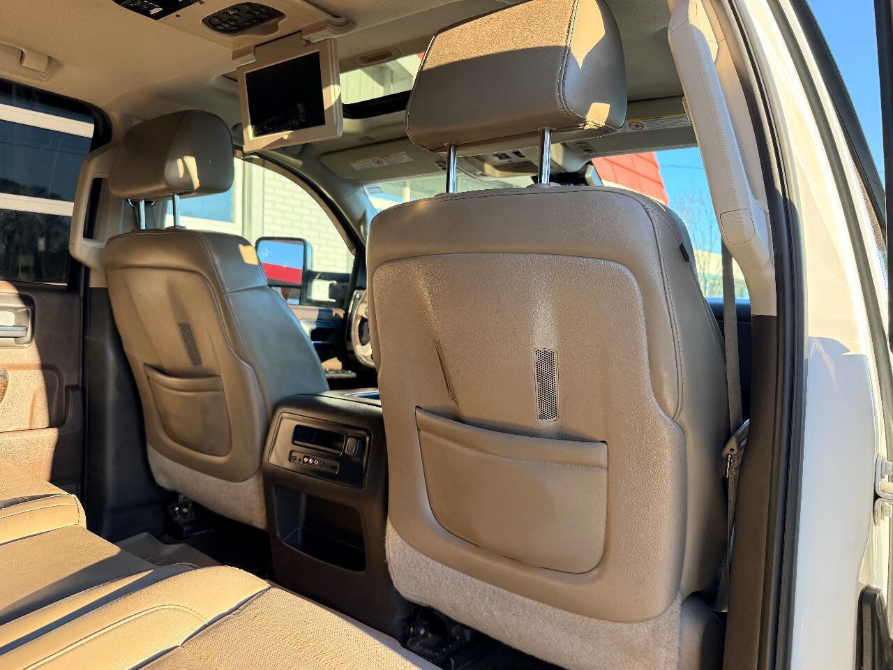 Used 2015 GMC Sierra 2500 Denali w/ Duramax Plus Package image 36