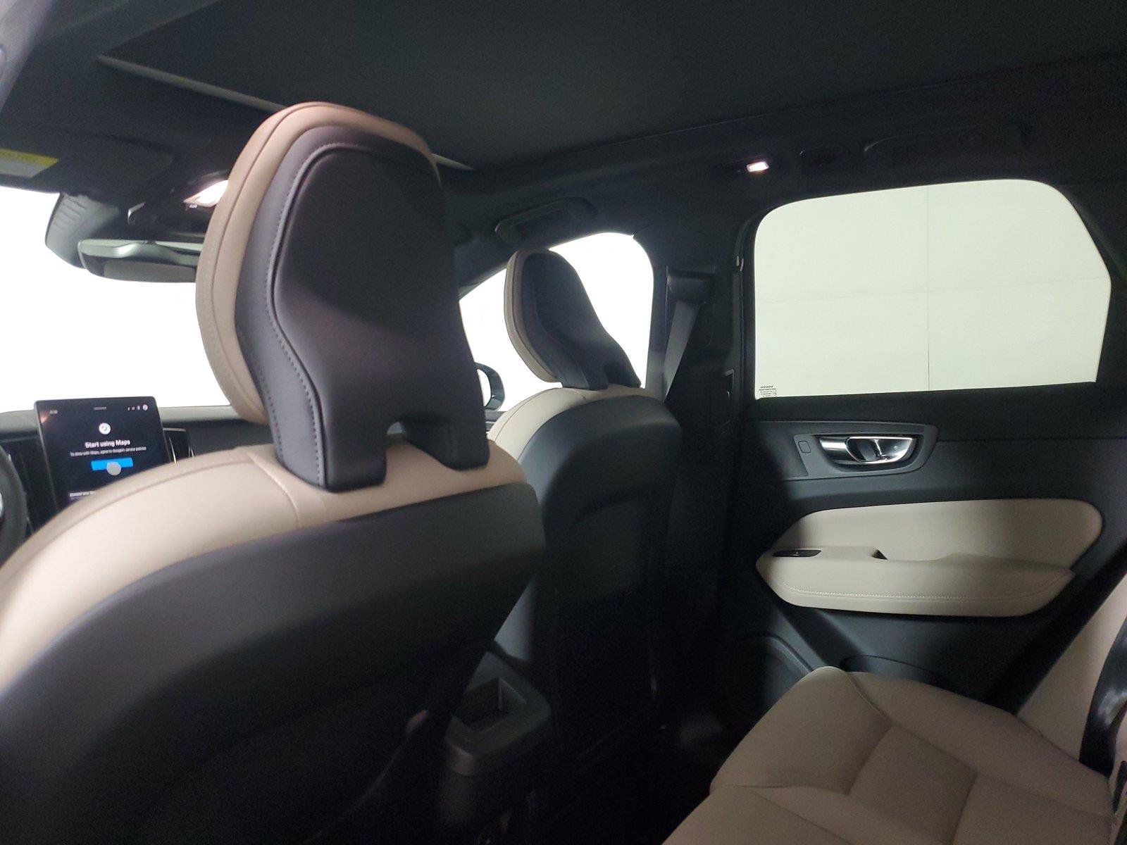 New 2027 Volvo XC60 B5 Core AWD/4WD image 14