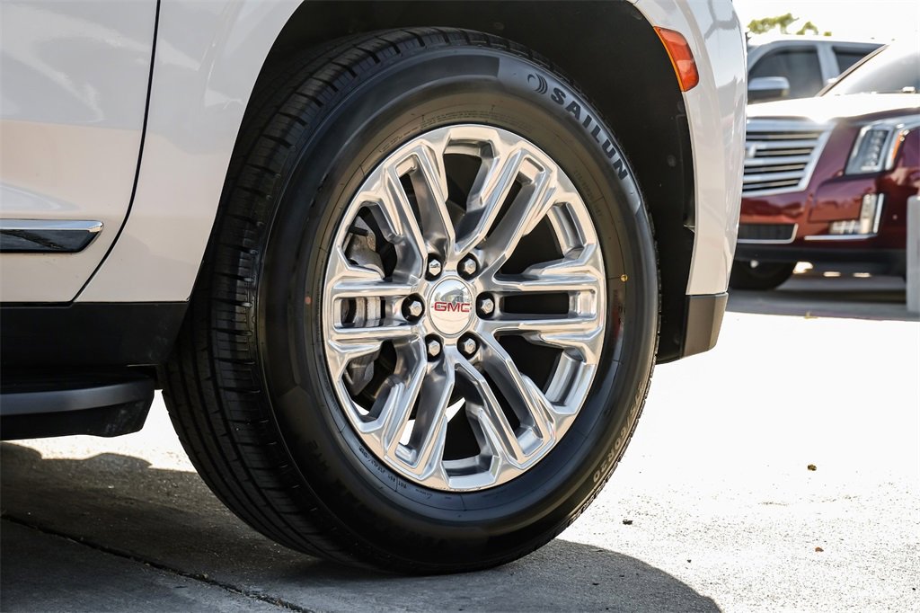 Used 2022 GMC Yukon XL SLT image 59