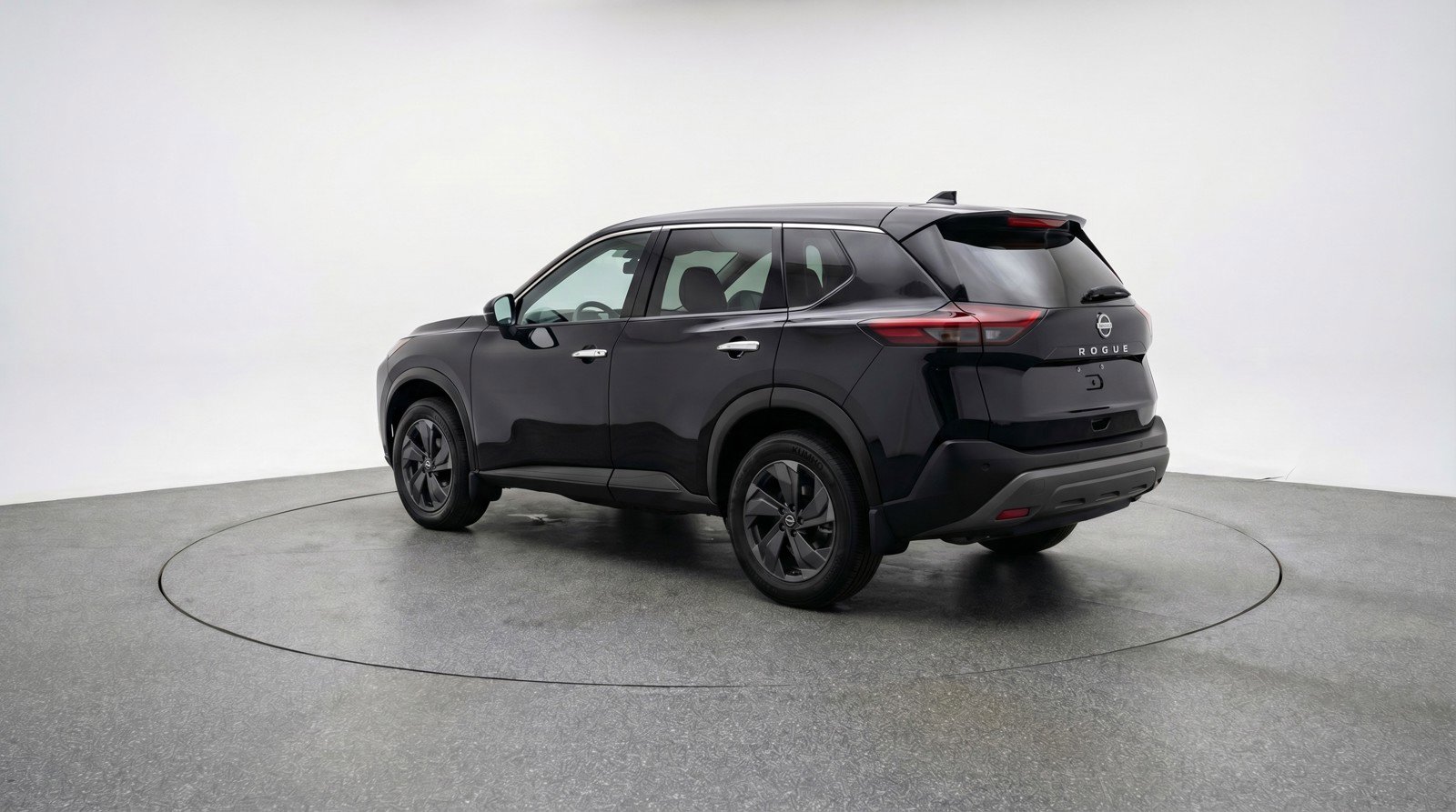 Used 2025 Nissan Rogue SV image 6