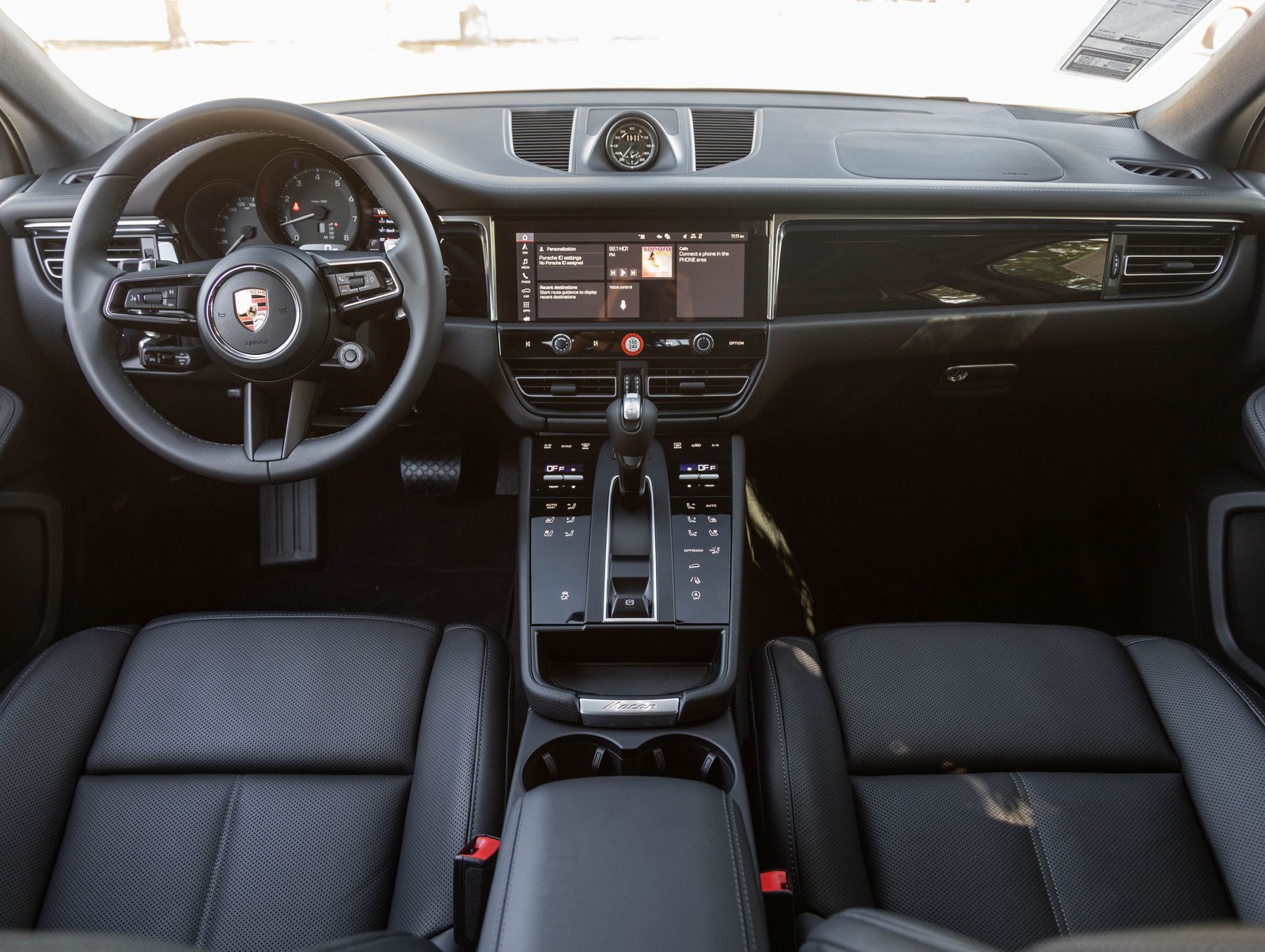 New 2026 Porsche Macan image 12