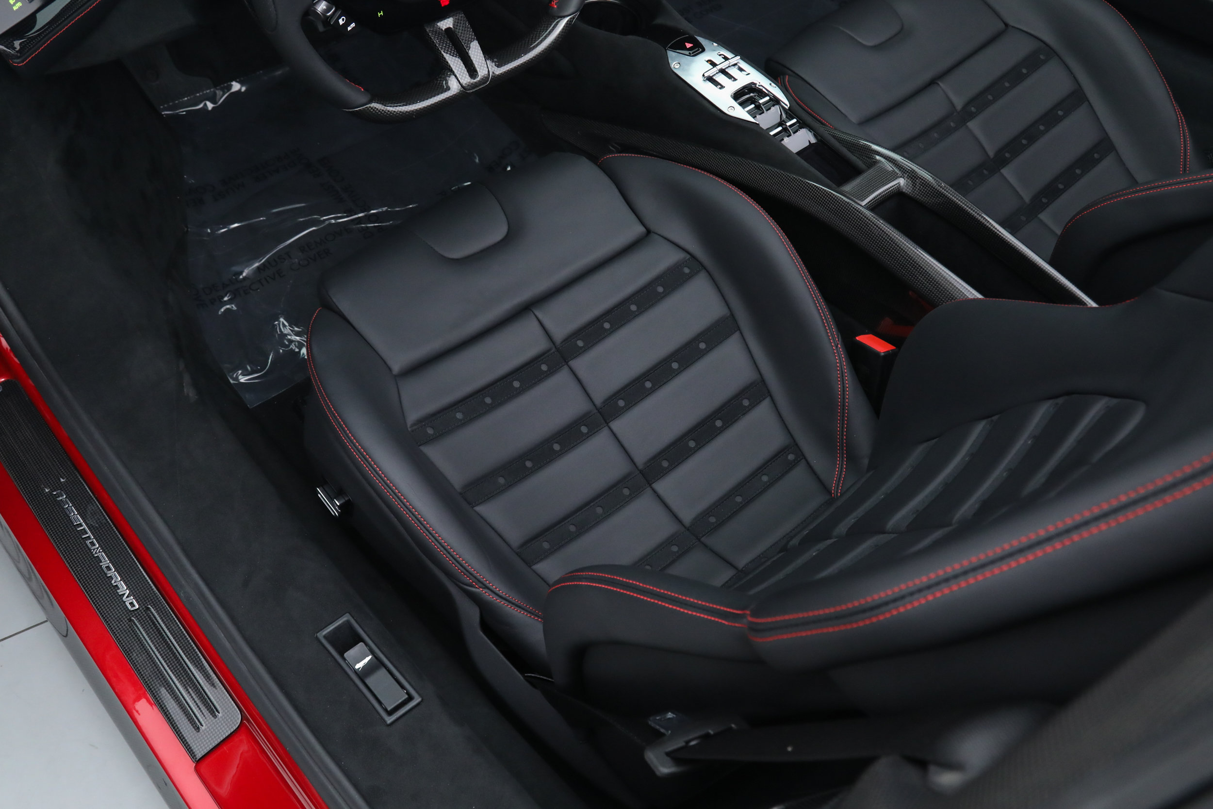 Certified 2025 Ferrari SF90 Spider AWD/4WD image 32