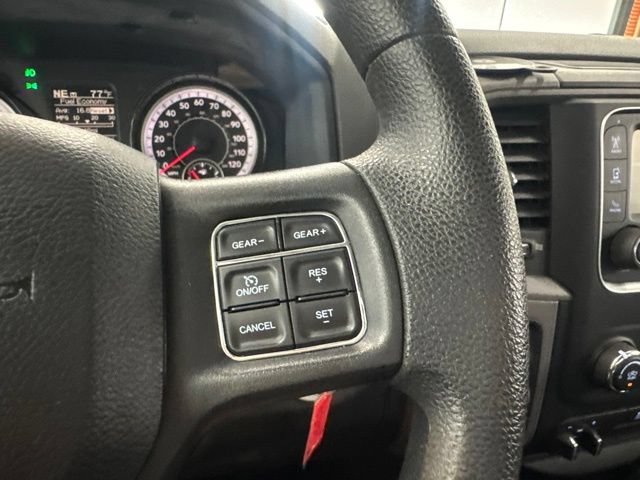 Used 2018 RAM 1500 Express AWD/4WD image 31