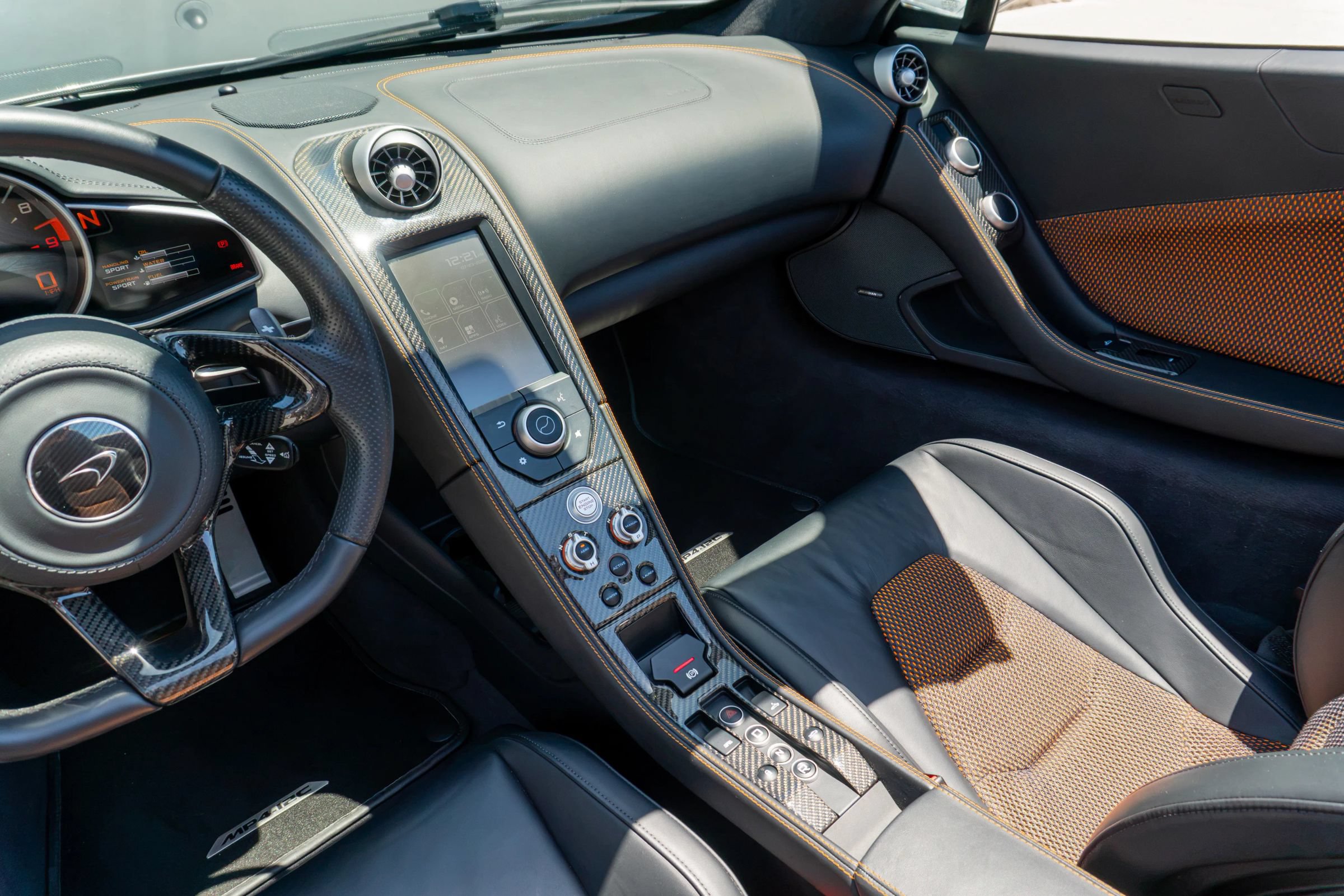 Used 2014 McLaren MP4-12C Spider RWD image 62