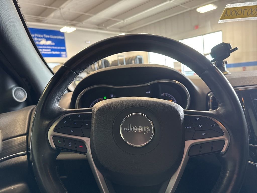 Used 2019 Jeep Grand Cherokee Limited w/ Luxury Group II image 14