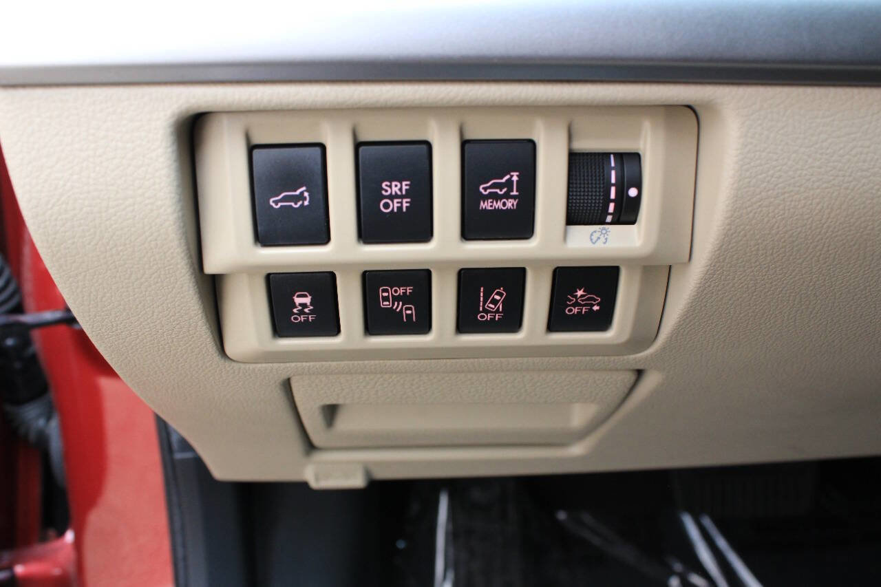 Used 2016 Subaru Outback 3.6R Limited image 26