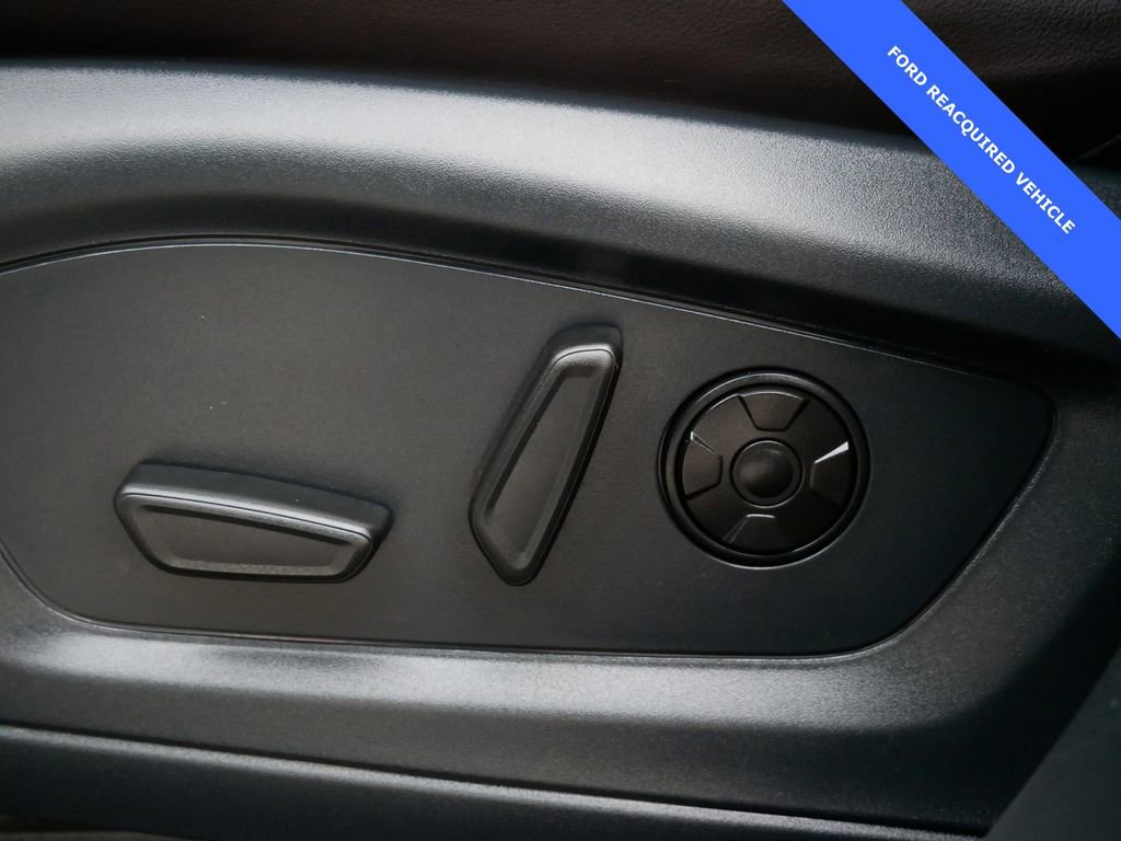 Used 2025 Ford Explorer Platinum w/ LUX Leather Package image 15