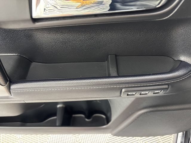 Used 2023 Toyota 4Runner Limited AWD/4WD image 6