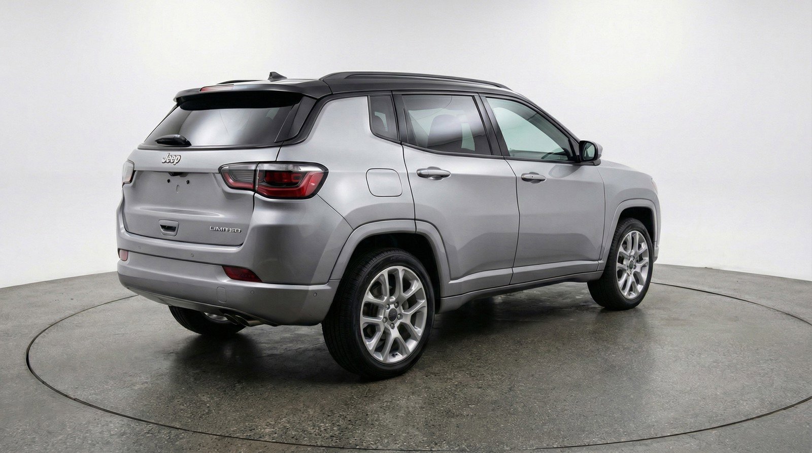 Used 2025 Jeep Compass Limited image 9