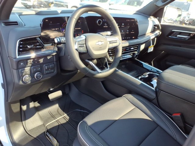 New 2027 Chevrolet Tahoe Premier w/ Sun And Tow Package AWD/4WD image 5