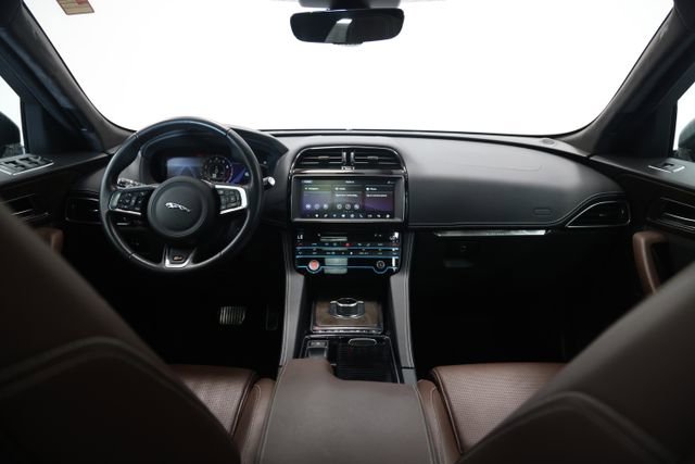 Used 2020 Jaguar F-PACE S AWD/4WD image 42