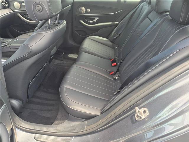 Used 2021 Mercedes-Benz E 350 4MATIC Sedan image 17
