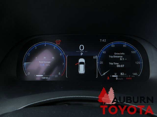 Used 2023 Toyota Highlander Platinum image 18