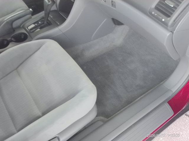 Used 2005 Honda Accord LX image 17