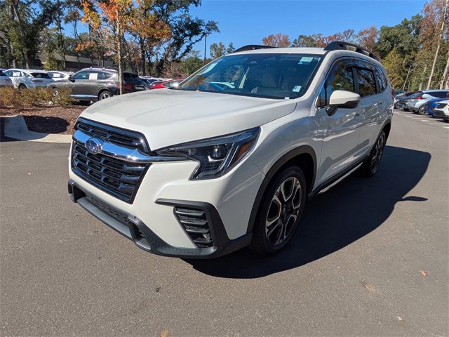 Used 2023 Subaru Ascent Limited image 8